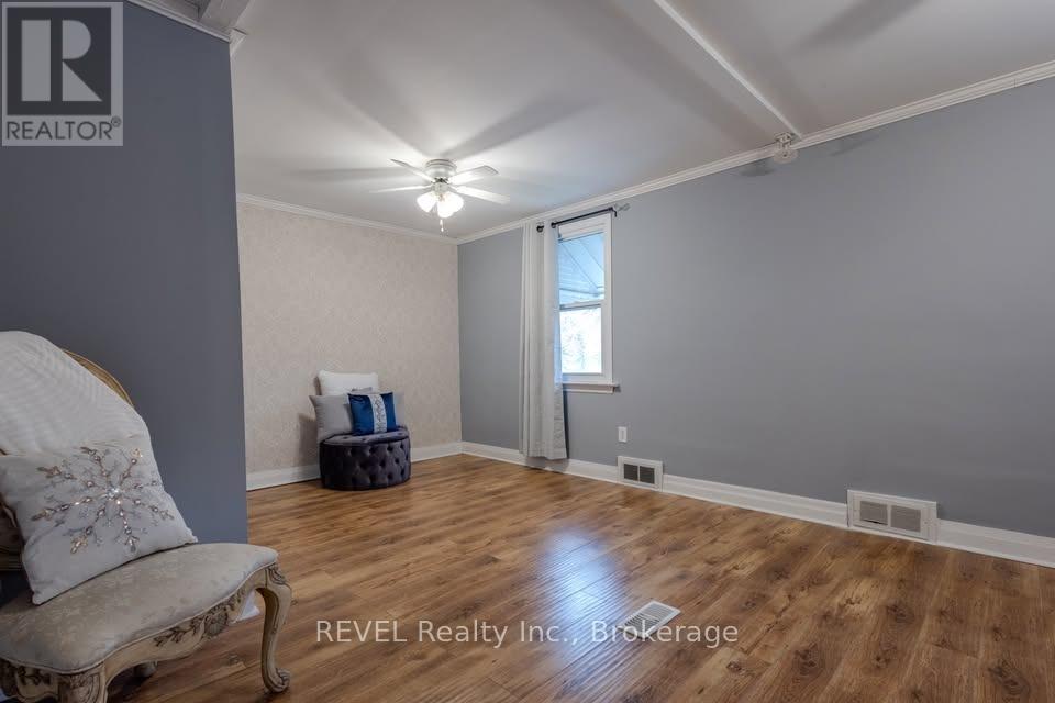 5717 Lowell Avenue, Niagara Falls, Ontario  L2G 4E3 - Photo 18 - X12659004
