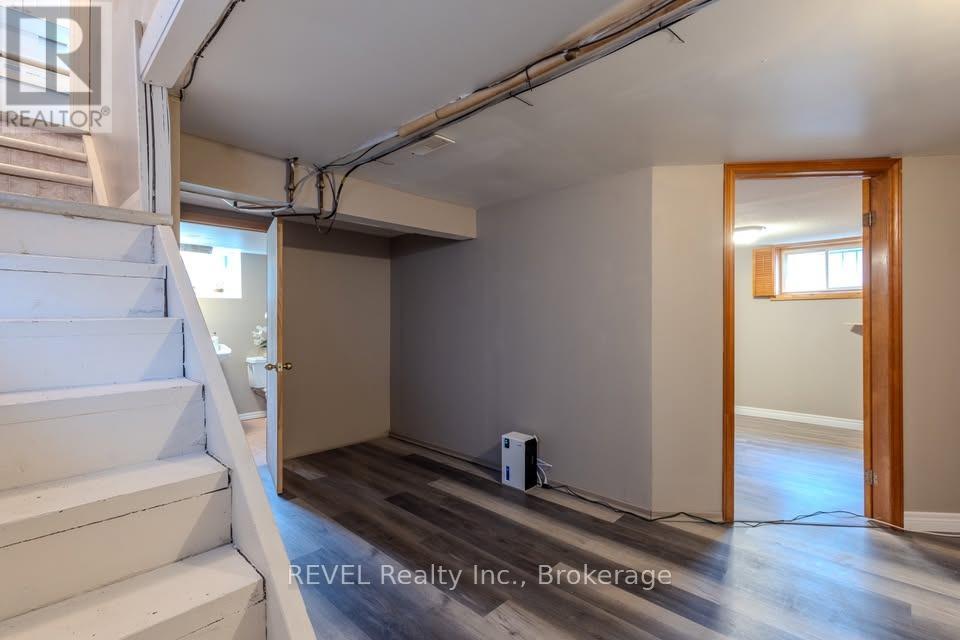 5717 Lowell Avenue, Niagara Falls, Ontario  L2G 4E3 - Photo 26 - X12659004