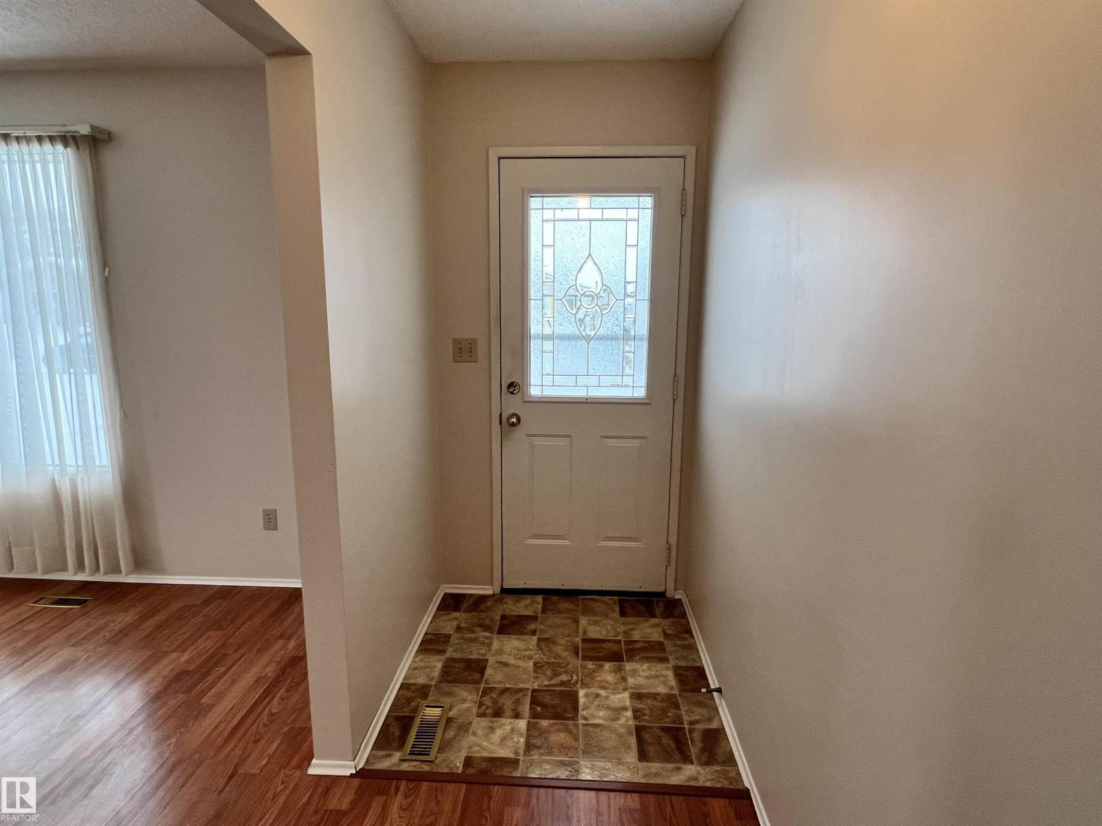 9303 99a Av, Morinville, Alberta  T8R 1J6 - Photo 12 - E4468966