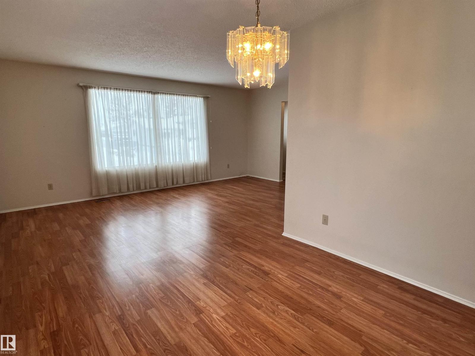 9303 99a Av, Morinville, Alberta  T8R 1J6 - Photo 8 - E4468966