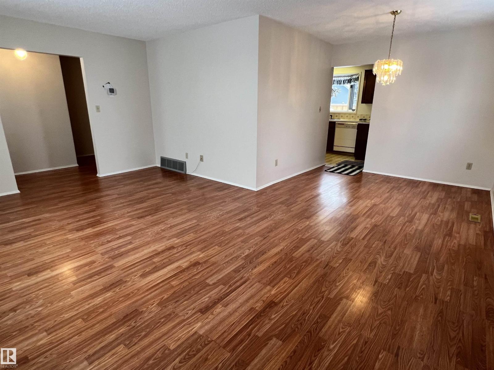 9303 99a Av, Morinville, Alberta  T8R 1J6 - Photo 9 - E4468966