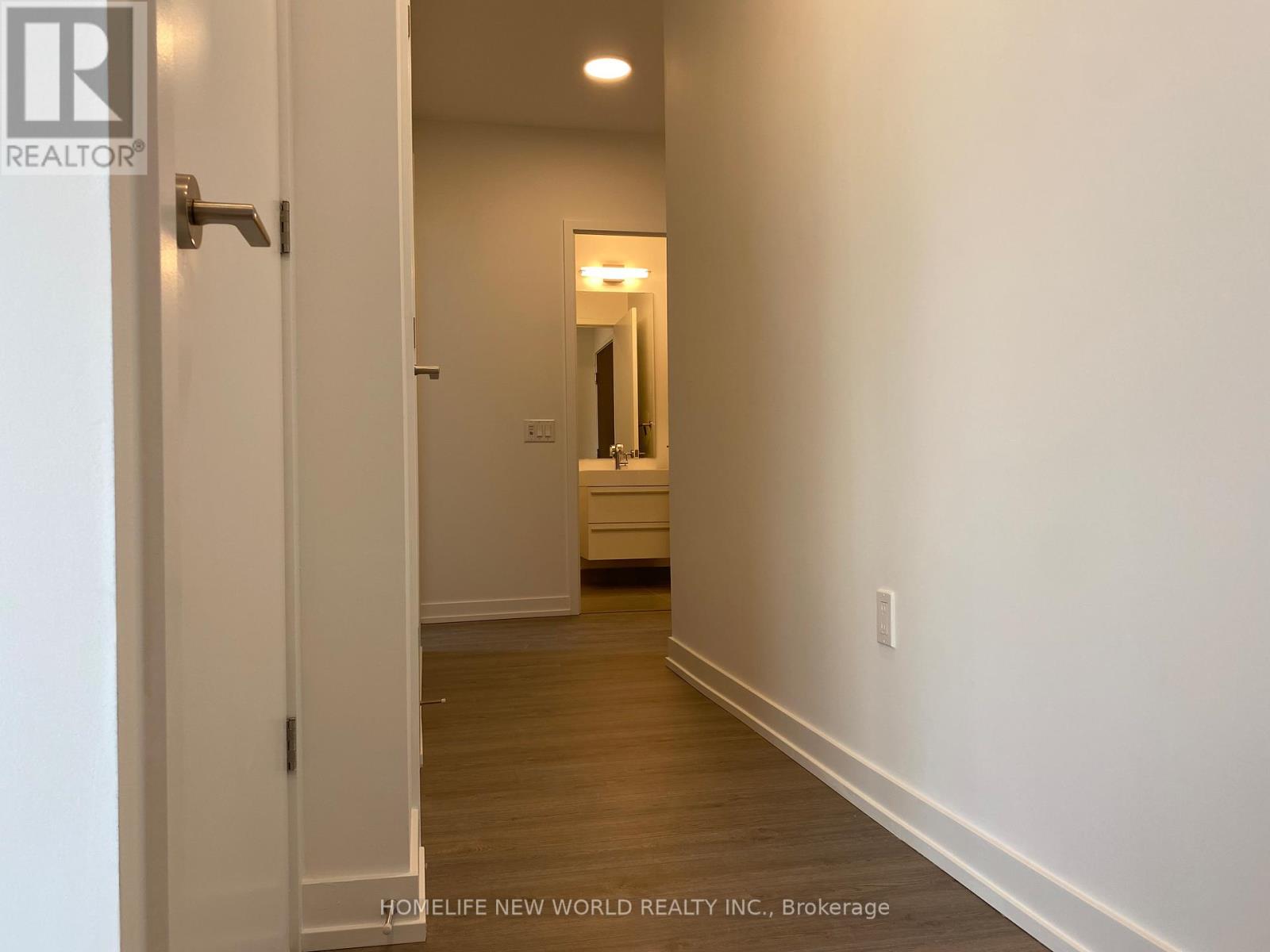 2108 - 39 Roehampton Avenue, Toronto, Ontario  M4P 0G1 - Photo 3 - C12658980