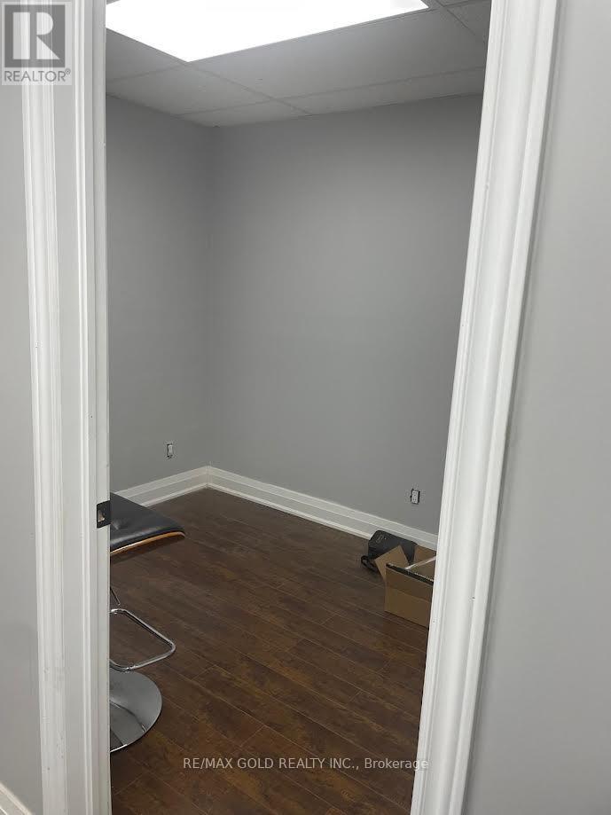 12 - 2500 Williams Parkway E, Brampton, Ontario  L6S 5M9 - Photo 3 - W12659008