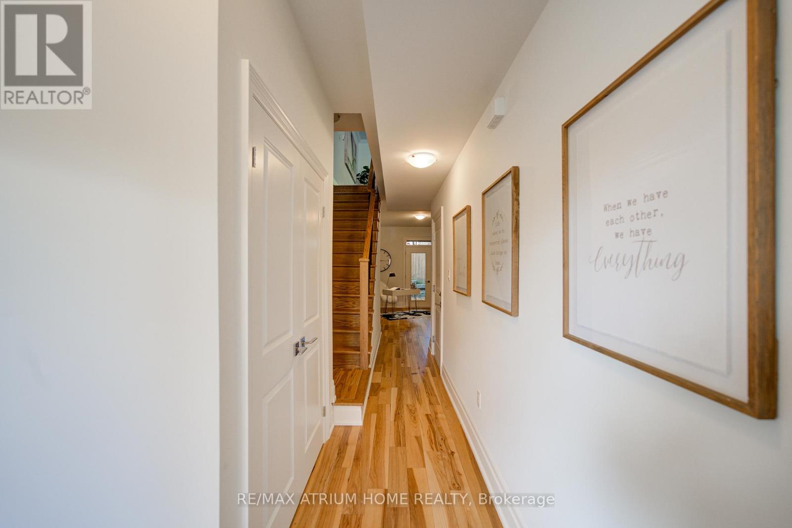 2 - 111 Wilson Street E, Hamilton, Ontario  L9B 2G7 - Photo 5 - X12658974