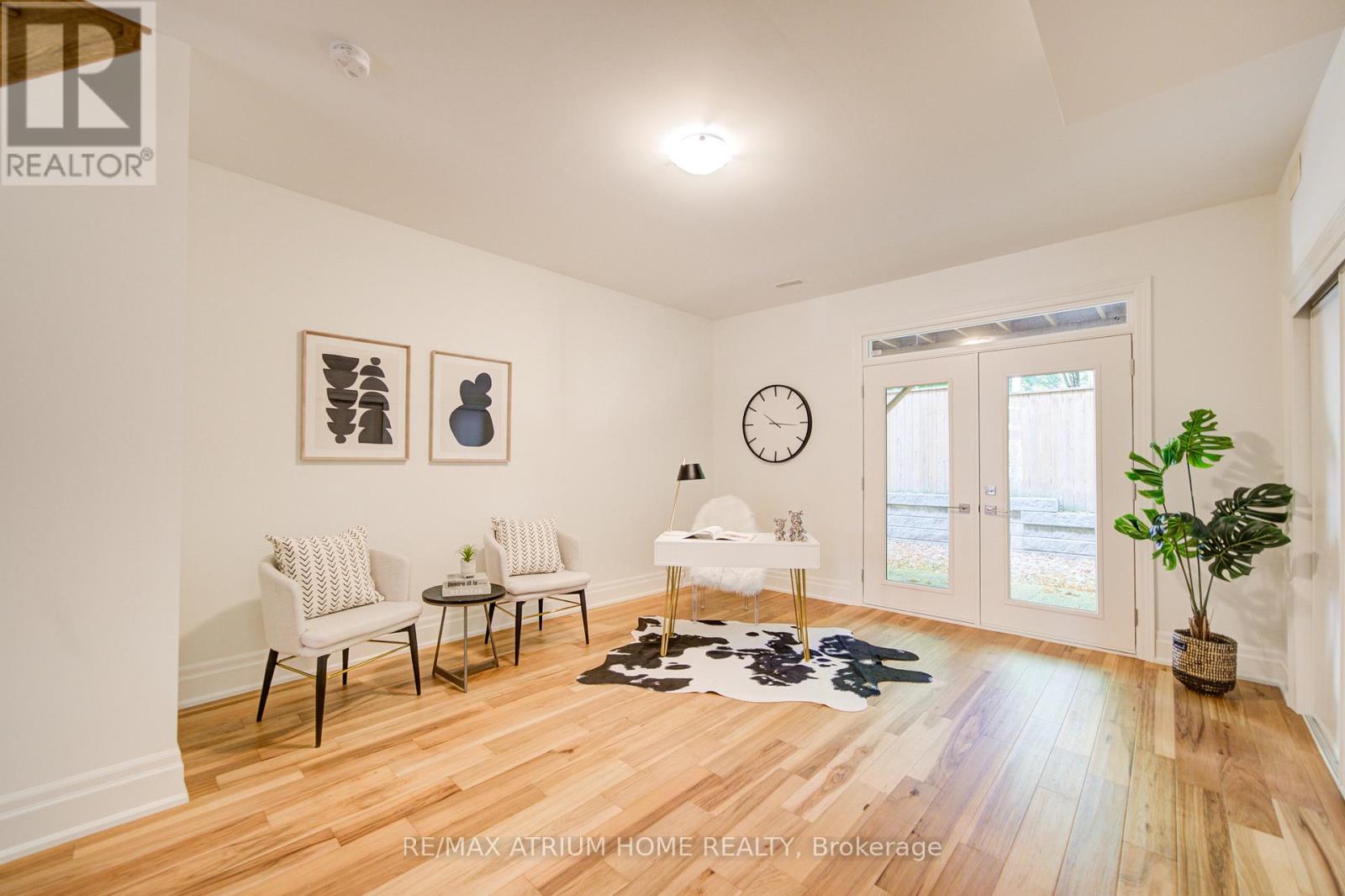 2 - 111 Wilson Street E, Hamilton, Ontario  L9B 2G7 - Photo 7 - X12658974