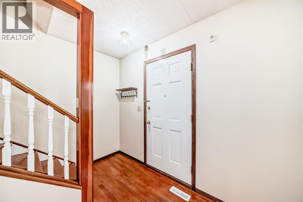 93, 6100 4 Avenue Ne, Calgary, Alberta  T2A 5Z8 - Photo 3 - A2263039