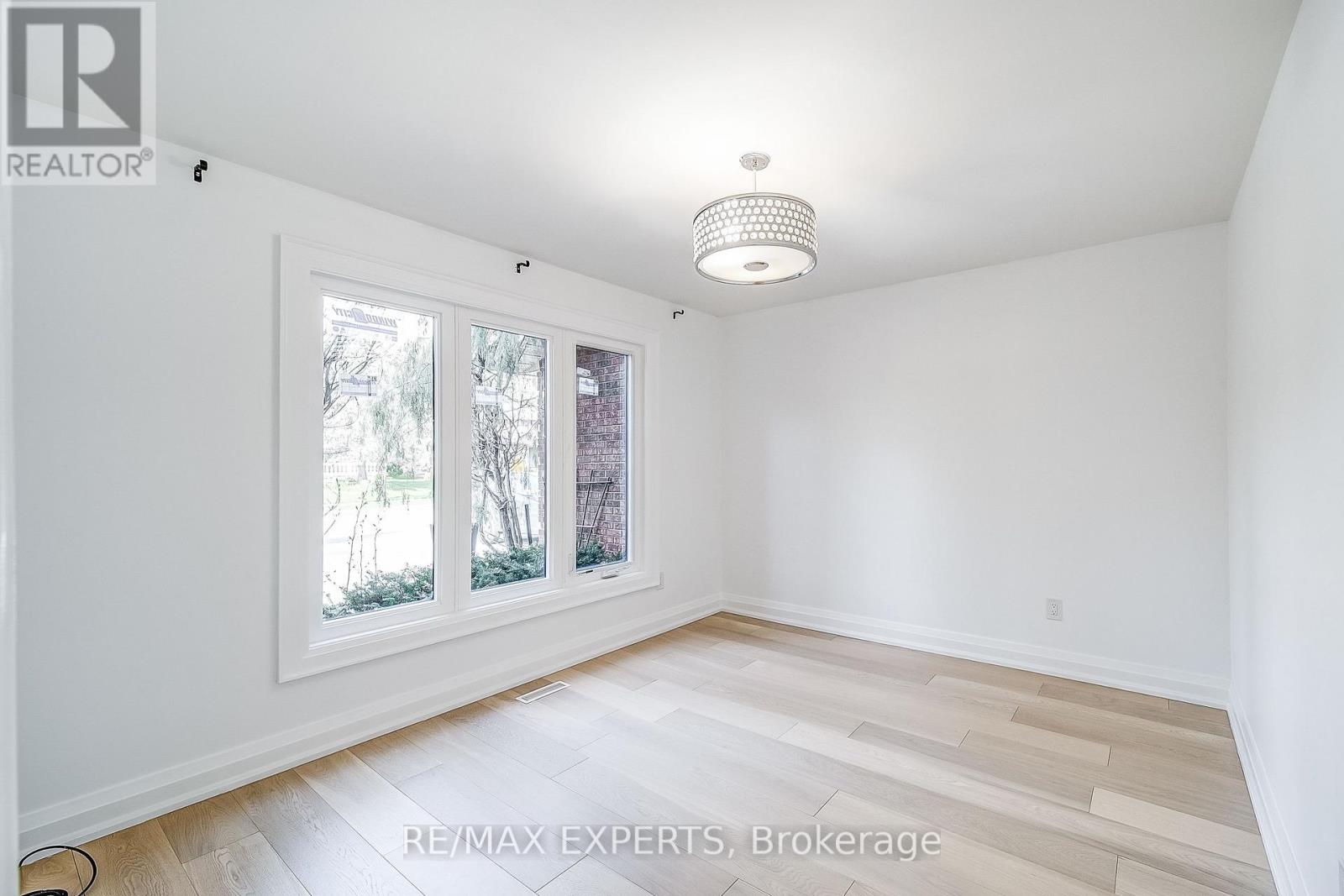 Upper & Main Levels - 85 Villa Park Drive, Vaughan, Ontario  L4L 3G5 - Photo 32 - N12658750