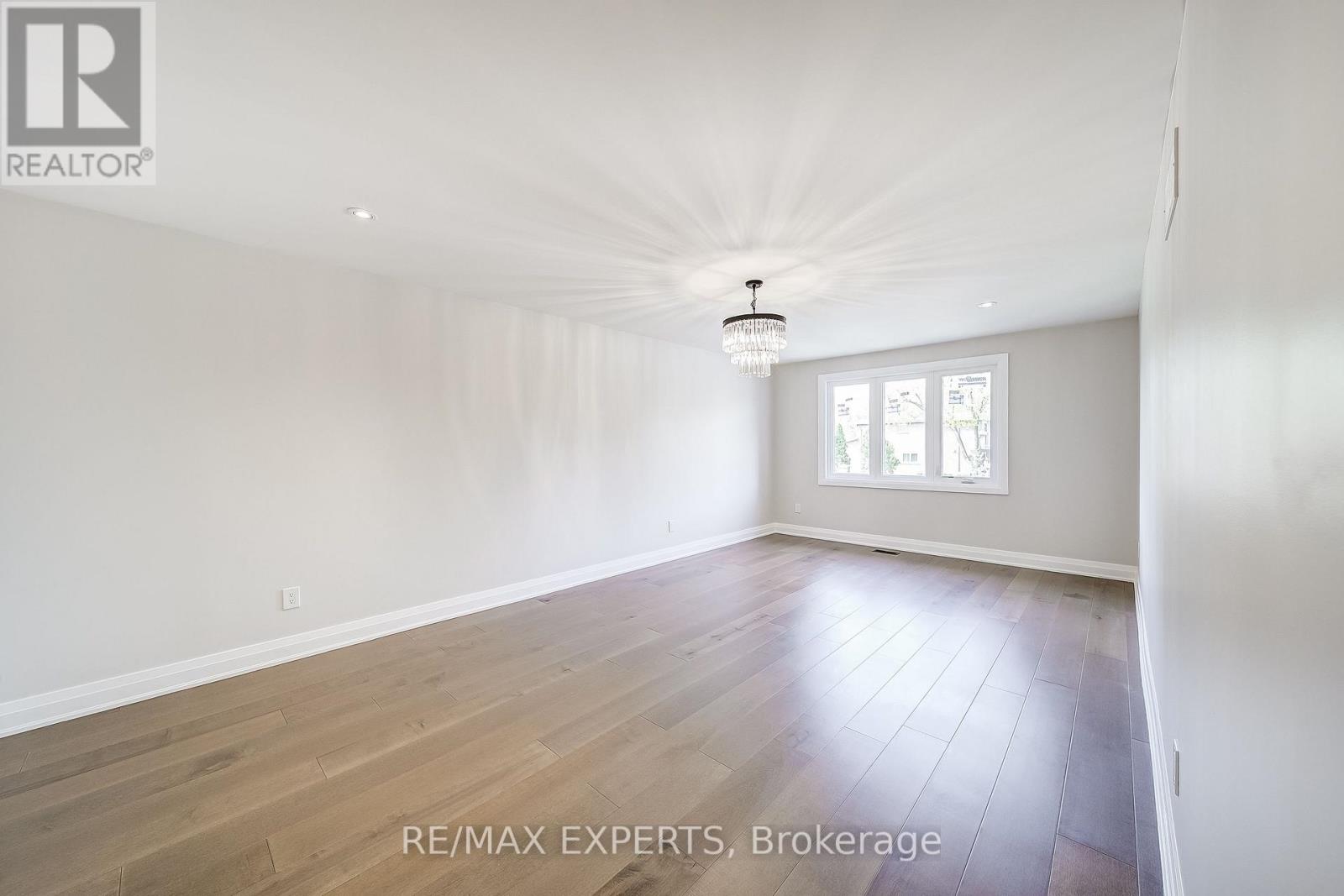 Upper & Main Levels - 85 Villa Park Drive, Vaughan, Ontario  L4L 3G5 - Photo 34 - N12658750