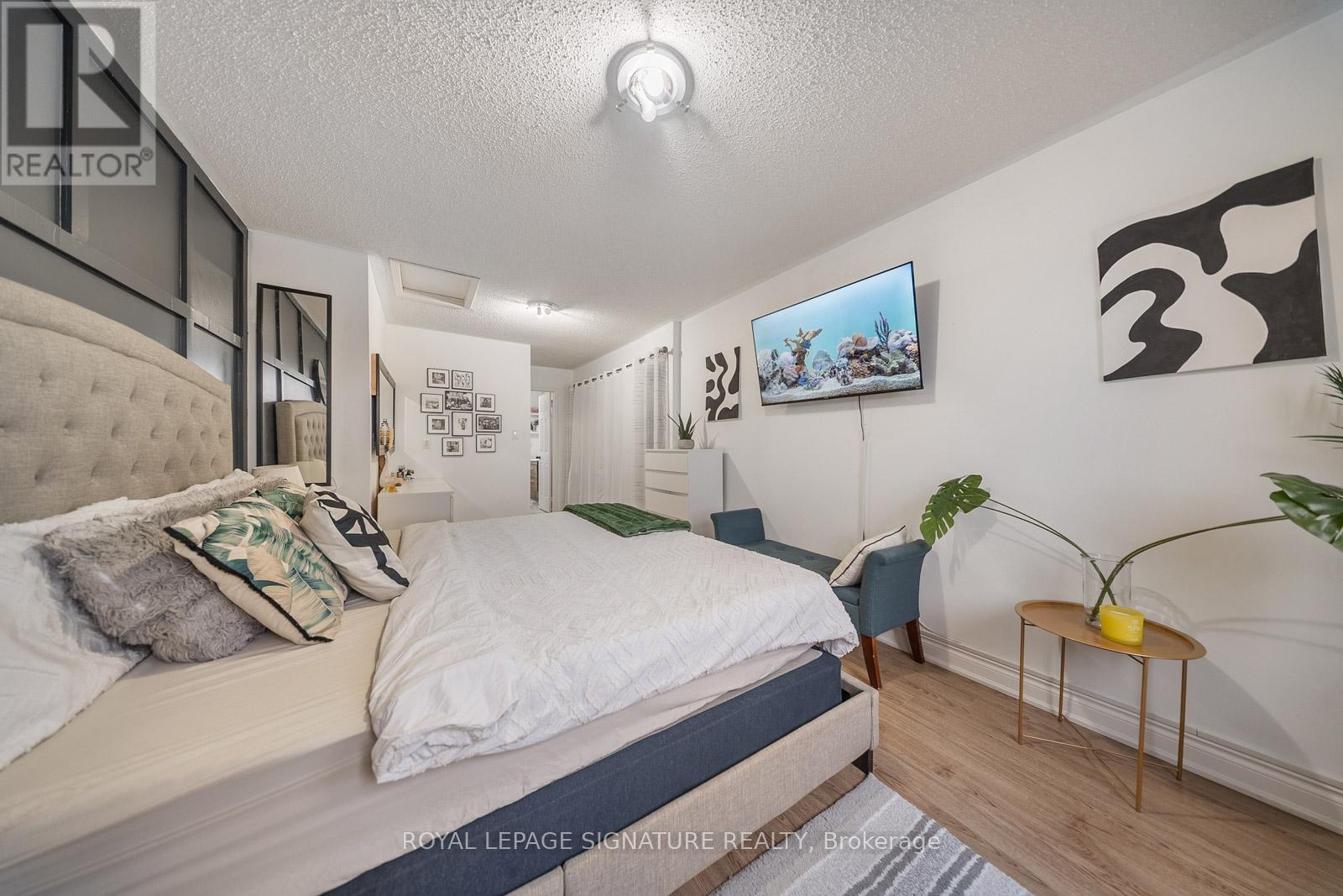 19 Spadina Road, Brampton, Ontario  L6X 4X6 - Photo 26 - W12659014