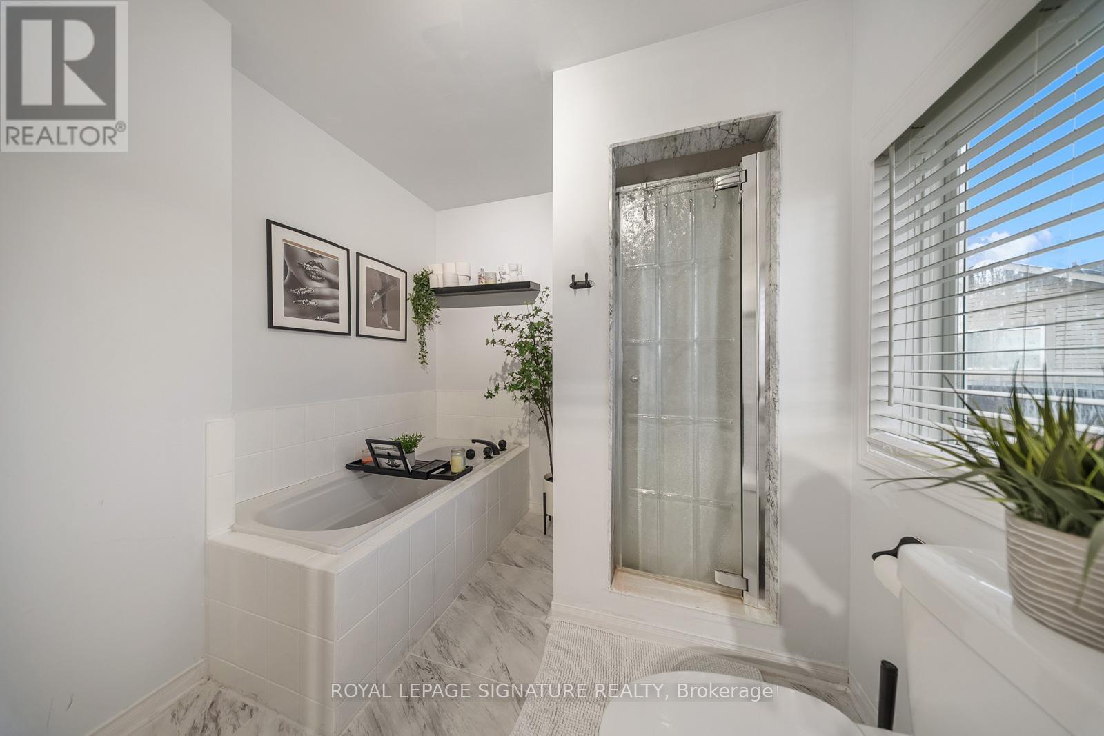 19 Spadina Road, Brampton, Ontario  L6X 4X6 - Photo 28 - W12659014