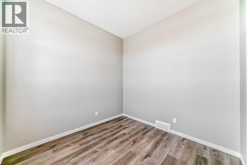 15 Magnolia Street, Calgary, Alberta  T3M 4C8 - Photo 16 - A2238787