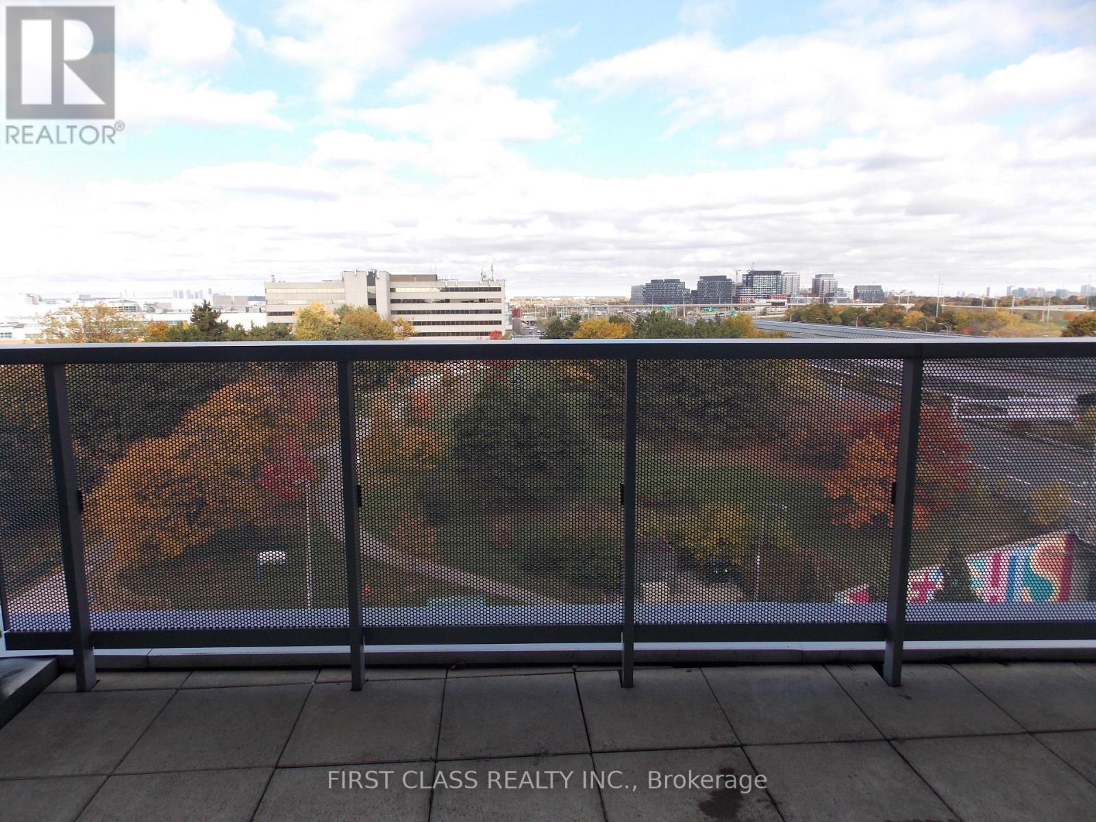 808 - 160 Flemington Road, Toronto, Ontario  M6A 2P3 - Photo 7 - W12498404