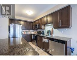 112 WESTBANK TRAIL, Hamilton, Ontario