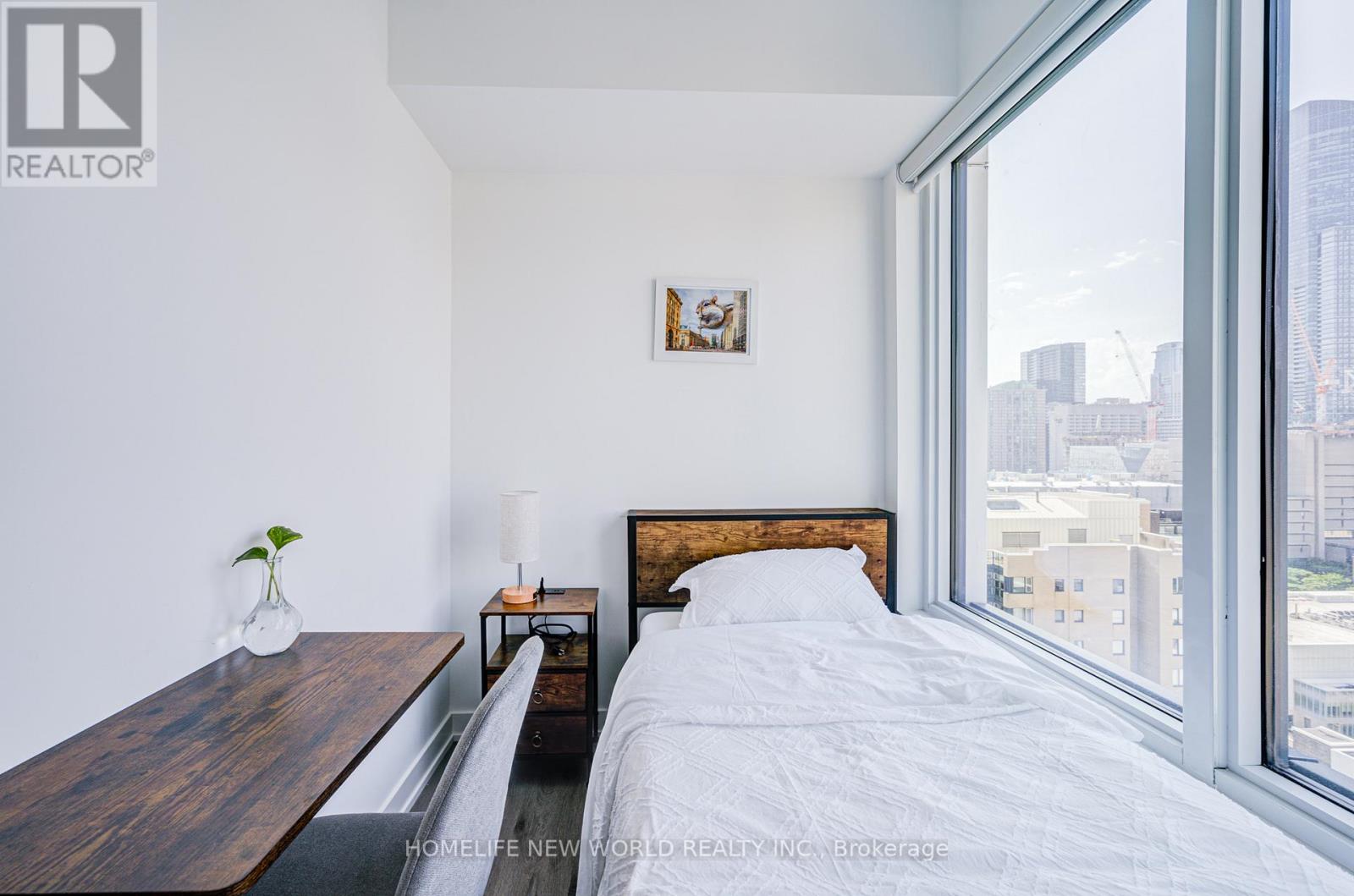 2006 - 252 Church Street, Toronto, Ontario  M5B 0E6 - Photo 16 - C12659038