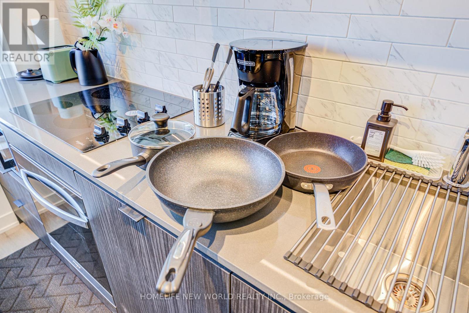 2006 - 252 Church Street, Toronto, Ontario  M5B 0E6 - Photo 23 - C12659038