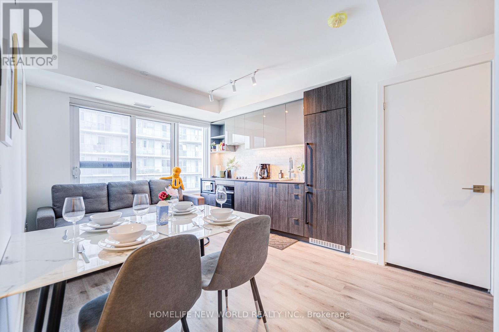 2006 - 252 Church Street, Toronto, Ontario  M5B 0E6 - Photo 6 - C12659038