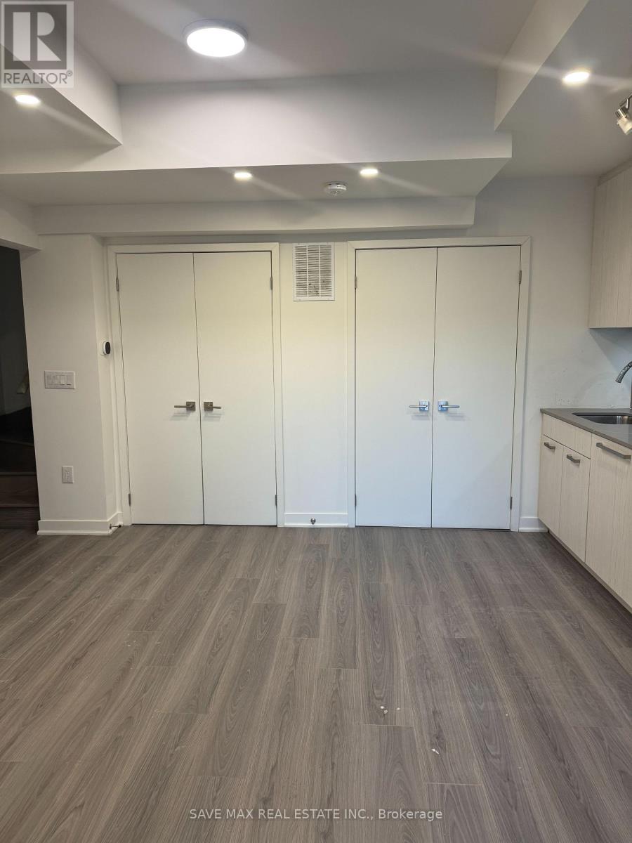 190 - 65 Curlew Drive, Toronto, Ontario  M3A 0B5 - Photo 4 - C12659052