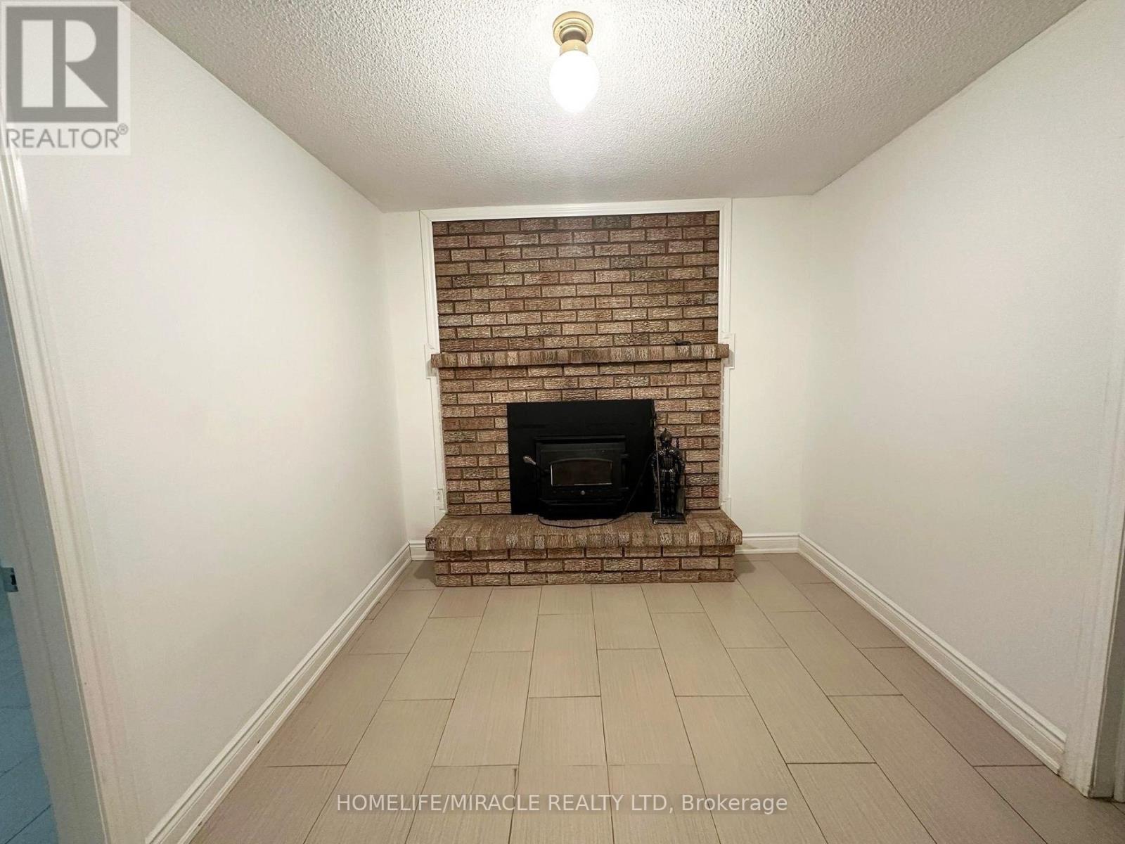 Bsmt - 2461 President Boulevard, Mississauga, Ontario  L5B 3E7 - Photo 8 - W12659042
