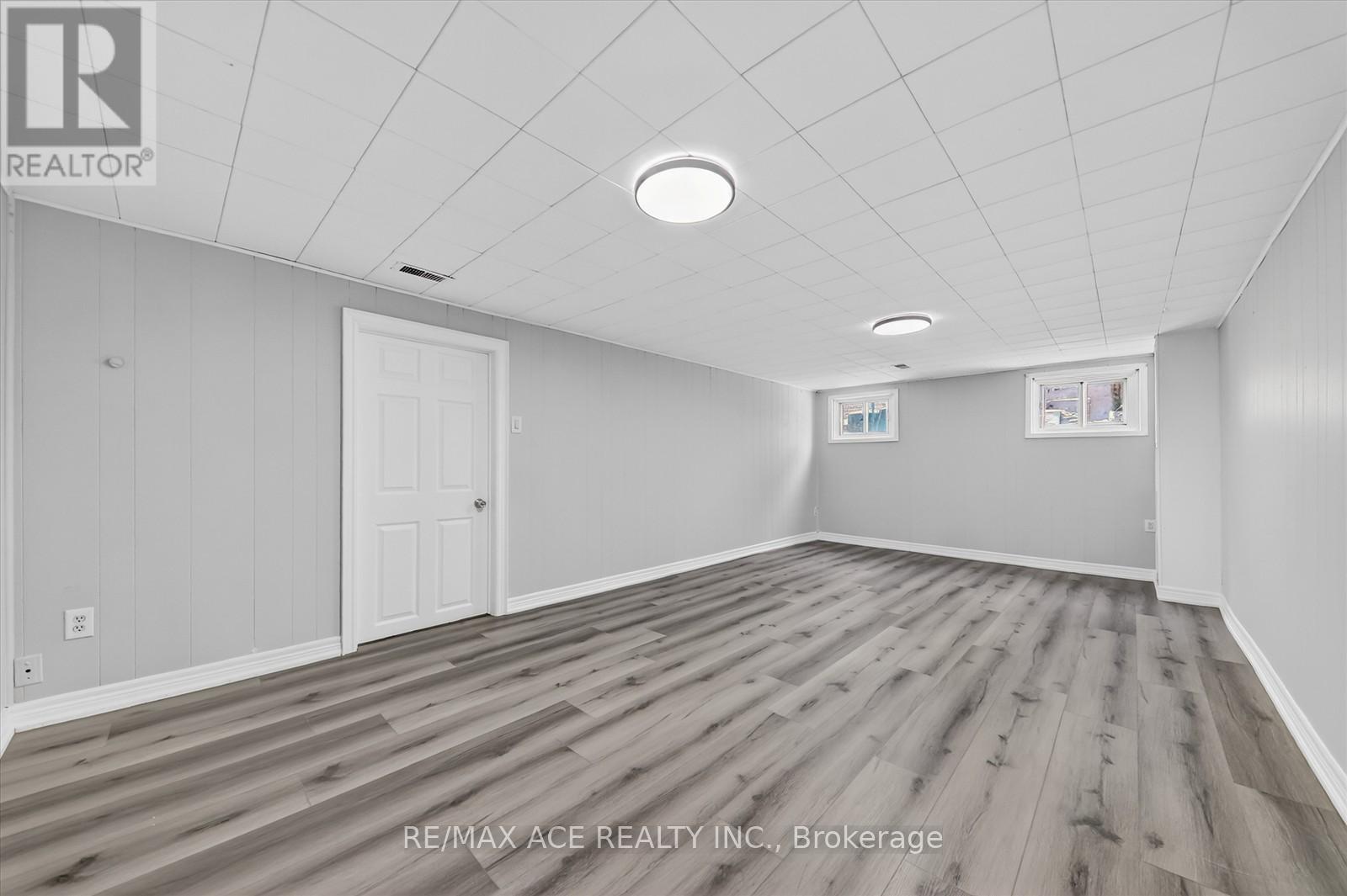 5 Forge Drive, Toronto, Ontario  M3N 2R2 - Photo 28 - W12659068