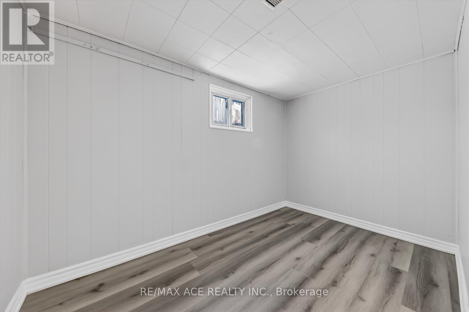 5 Forge Drive, Toronto, Ontario  M3N 2R2 - Photo 29 - W12659068