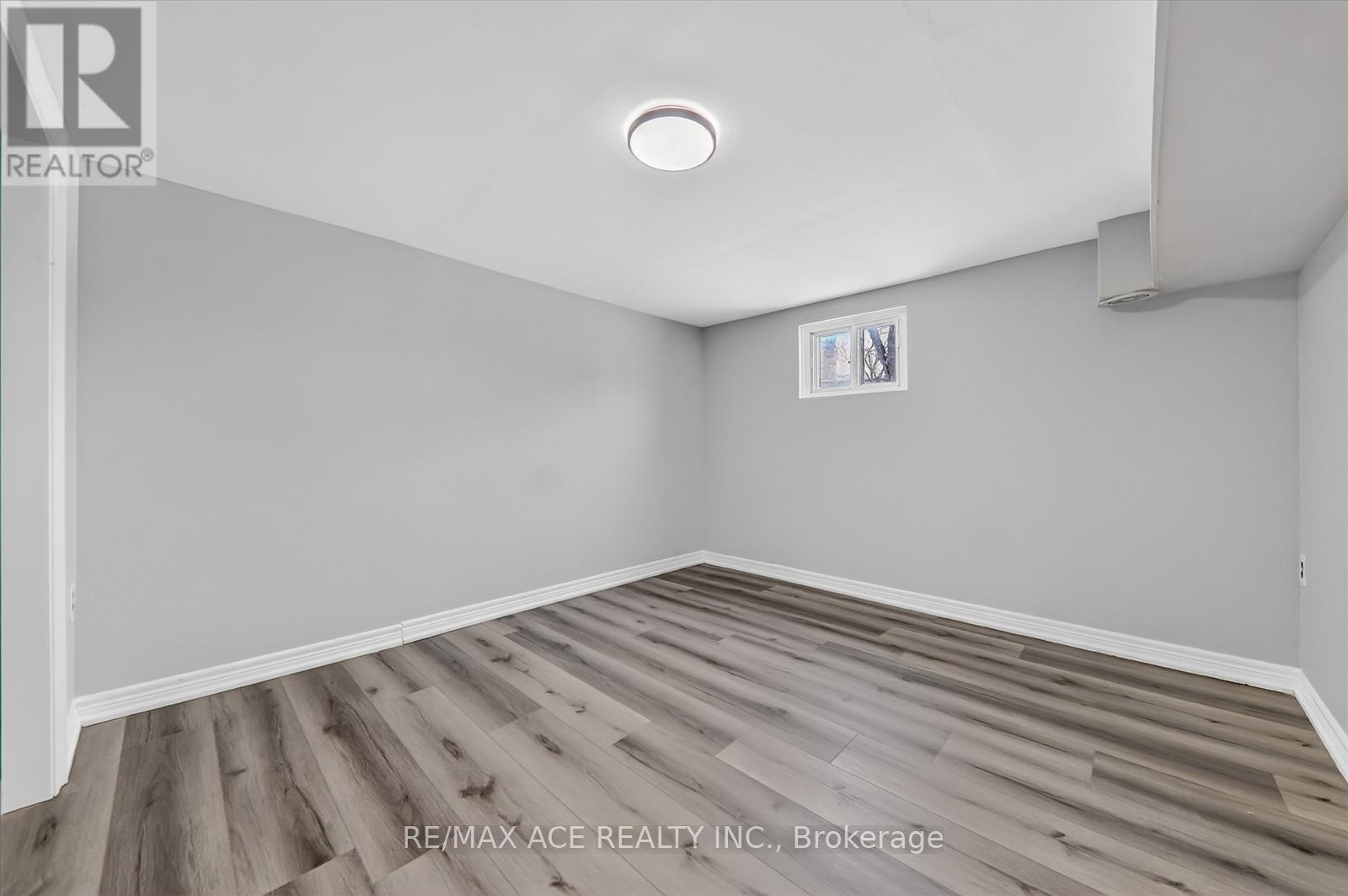 5 Forge Drive, Toronto, Ontario  M3N 2R2 - Photo 34 - W12659068