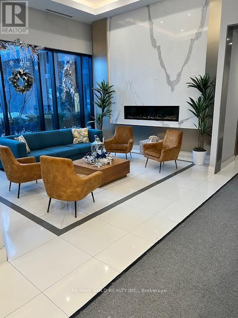 410 - 65 Watergarden Drive E, Mississauga, Ontario  L5R 0G8 - Photo 10 - W12659082