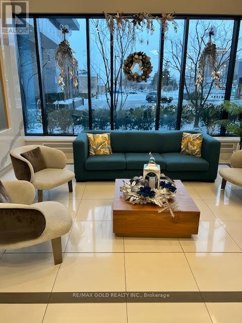 410 - 65 Watergarden Drive E, Mississauga, Ontario  L5R 0G8 - Photo 9 - W12659082