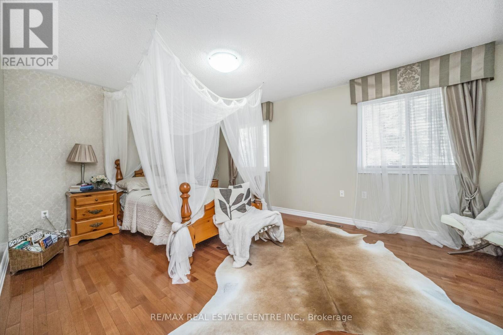 19 Hollowgrove Boulevard, Brampton, Ontario  L6P 1B1 - Photo 29 - W12659090