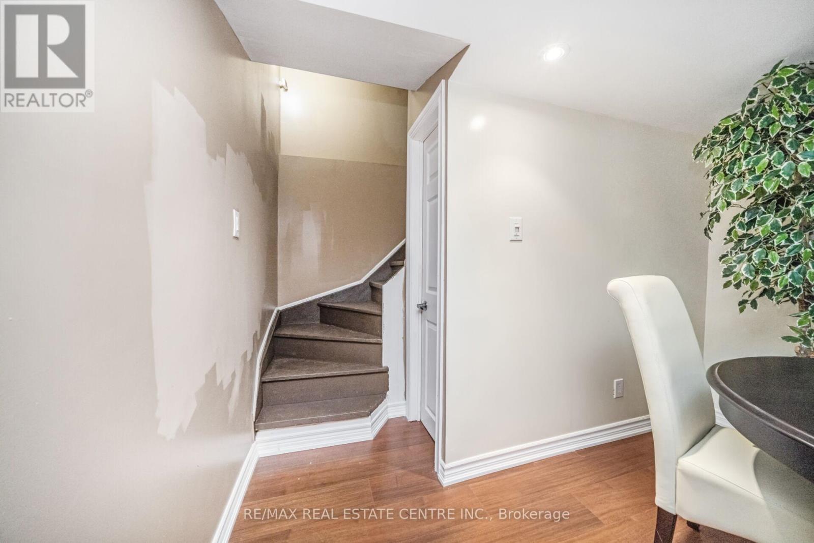 19 Hollowgrove Boulevard, Brampton, Ontario  L6P 1B1 - Photo 44 - W12659090