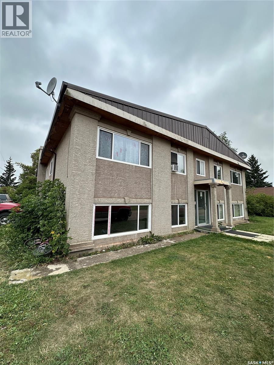 113 3rd Street E, St. Walburg, Saskatchewan  S0M 0E2 - Photo 2 - SK026111