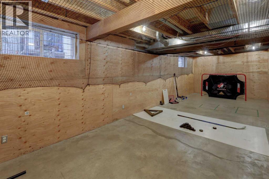 89 Cougar Ridge View Sw, Calgary, Alberta  T3H 4X3 - Photo 36 - A2276817