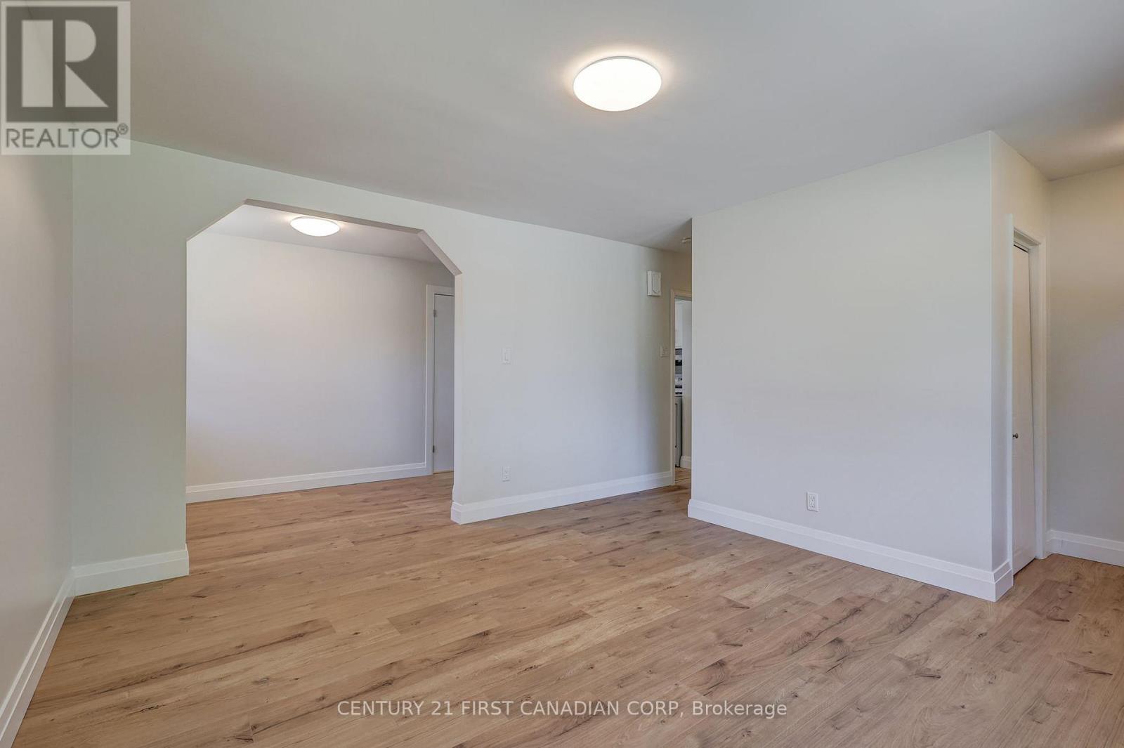 1805 Whitehall Drive, London East, Ontario  N5W 1Z2 - Photo 8 - X12659100