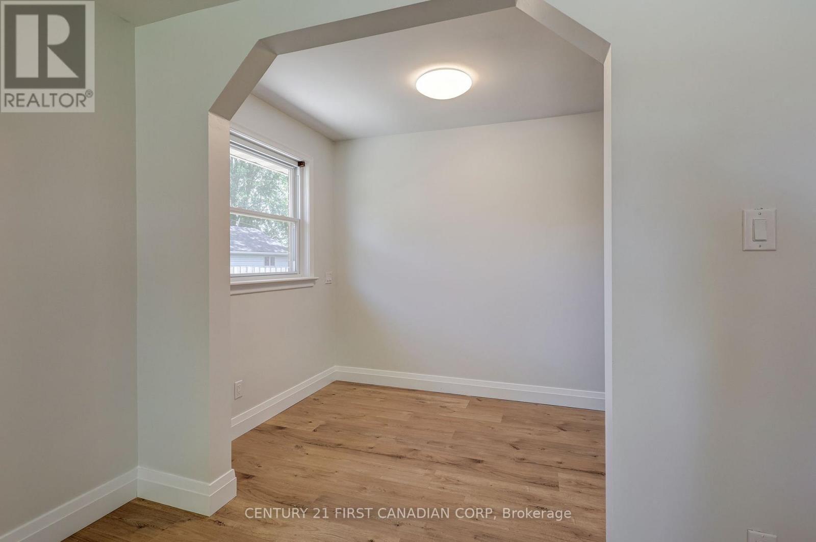 1805 Whitehall Drive, London East, Ontario  N5W 1Z2 - Photo 9 - X12659100