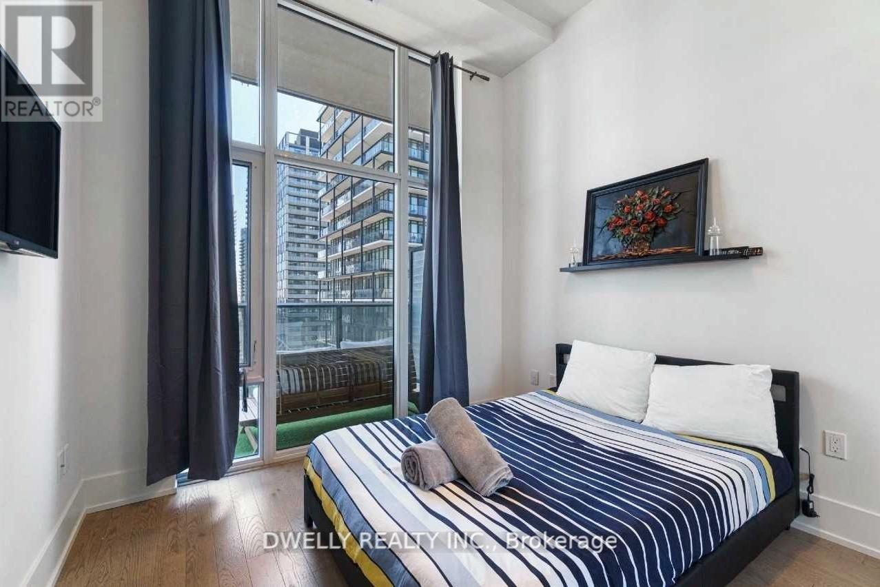 2906 - 330 Richmond Street W, Toronto, Ontario  M5V 0M4 - Photo 10 - C12659104