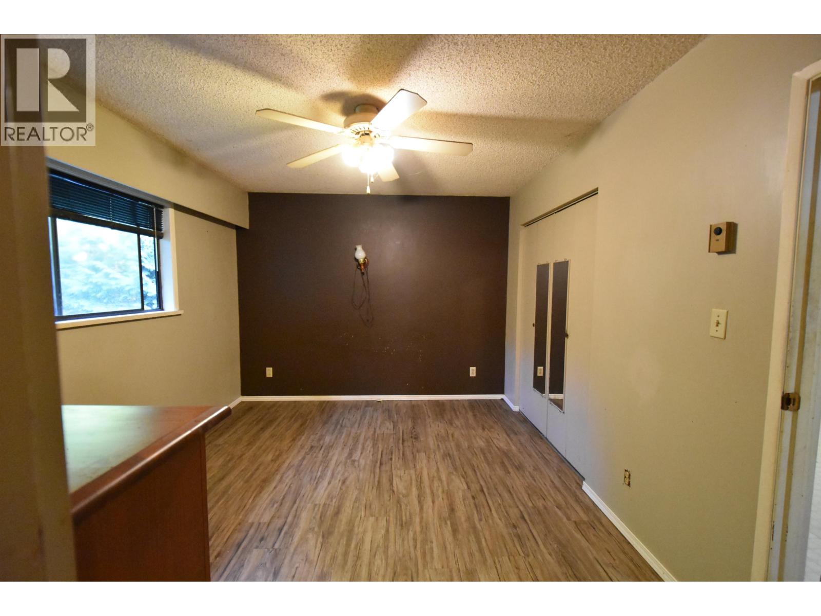 2240 Oldershaw Road, Roberts Creek, British Columbia  V0N 2W5 - Photo 22 - R3075378