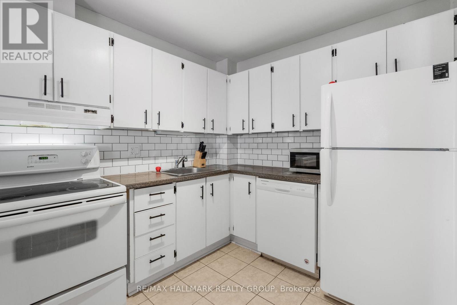 107 - 3445 Uplands Drive, Ottawa, Ontario  K1V 9N5 - Photo 8 - X12659134