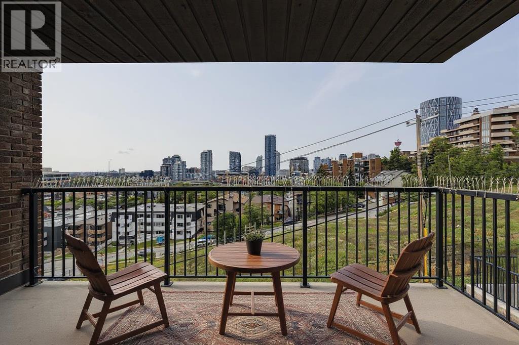 303, 333 2 Avenue Ne, Calgary, Alberta  T2E 0E5 - Photo 2 - A2275002