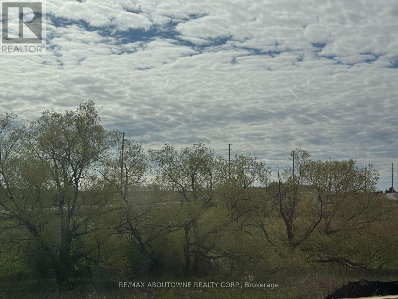 1043 Thompson Drive, Oshawa, Ontario  L1L 0V6 - Photo 16 - E12659136