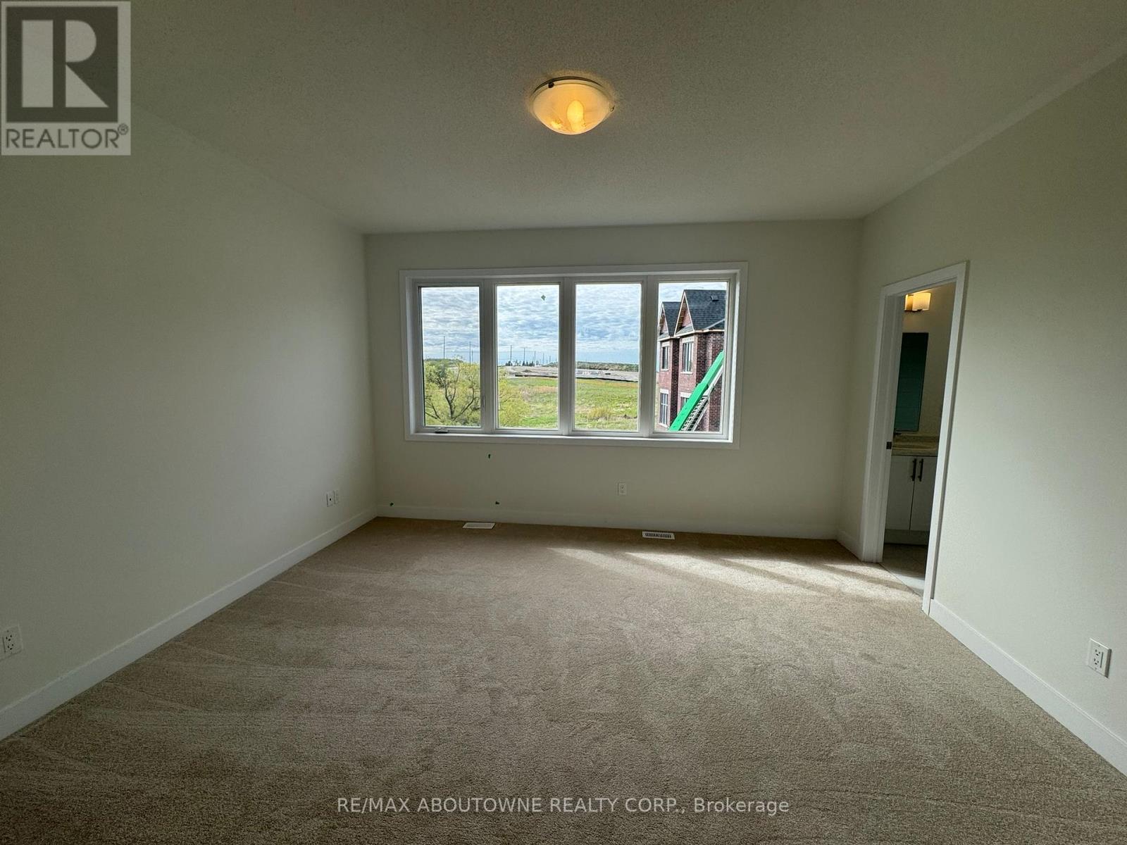 1043 Thompson Drive, Oshawa, Ontario  L1L 0V6 - Photo 19 - E12659136