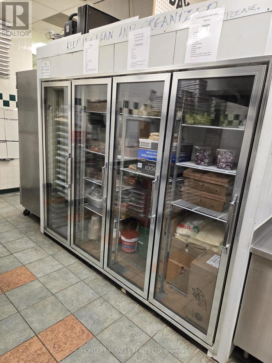 #d2 - 2335 Trafalgar Road, Oakville, Ontario  L6H 6N9 - Photo 5 - W12659110