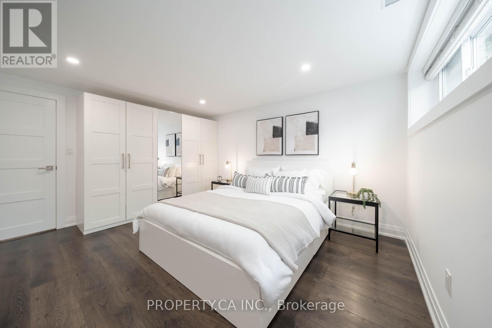 1533 Rometown Drive, Mississauga, Ontario  L5E 2T8 - Photo 35 - W12659122