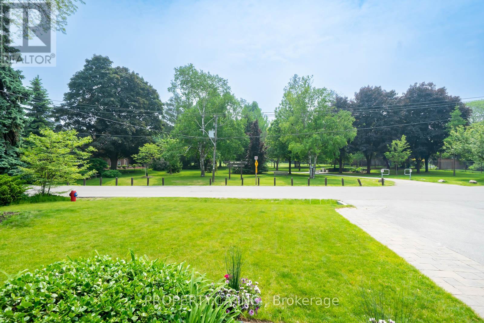1533 Rometown Drive, Mississauga, Ontario  L5E 2T8 - Photo 41 - W12659122