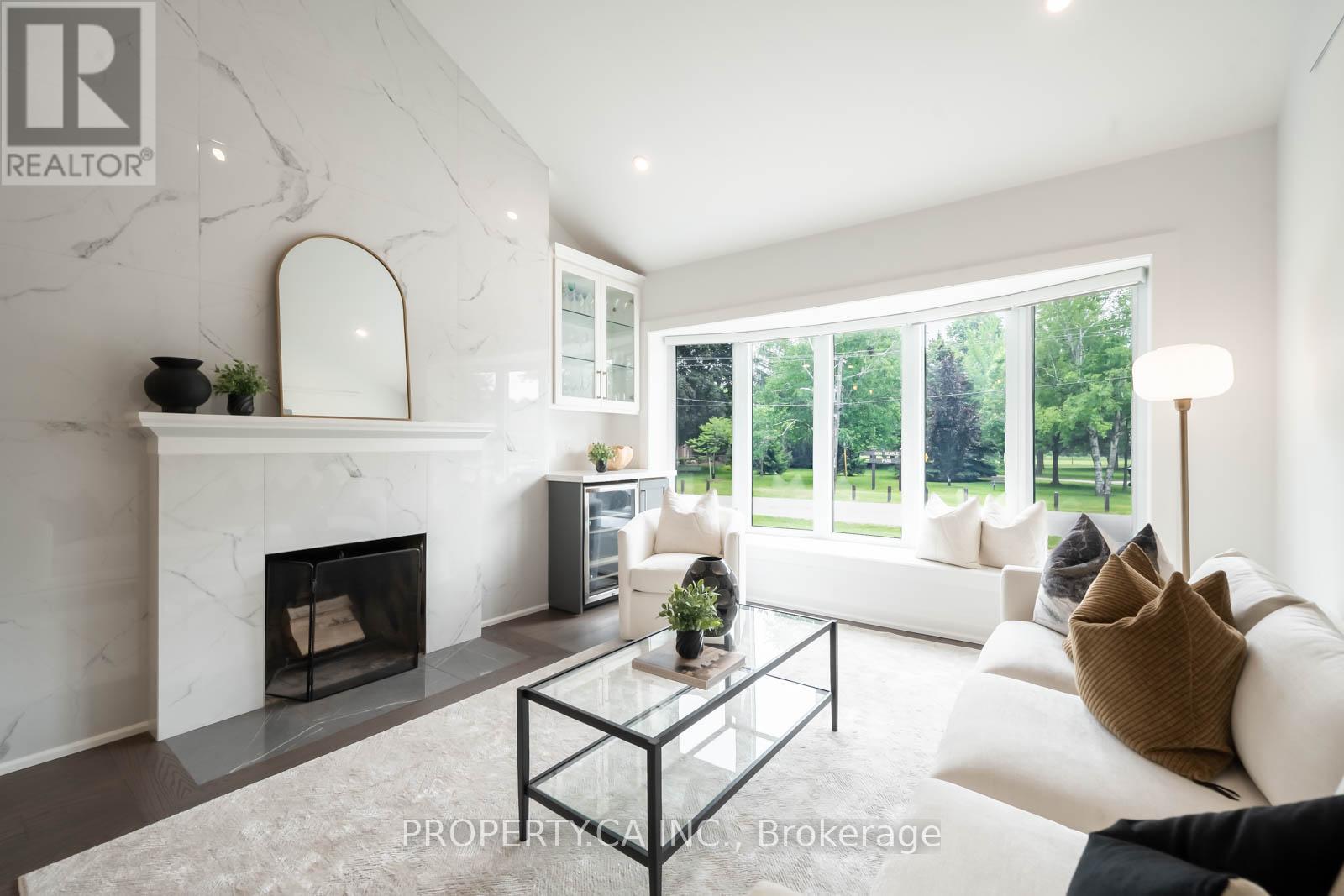 1533 Rometown Drive, Mississauga, Ontario  L5E 2T8 - Photo 8 - W12659122