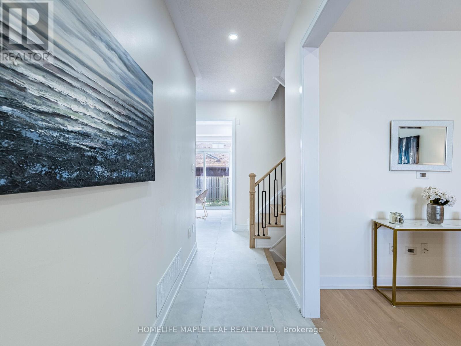 10 Eaglefield Gate, Brampton, Ontario  L7A 3S2 - Photo 13 - W12659126