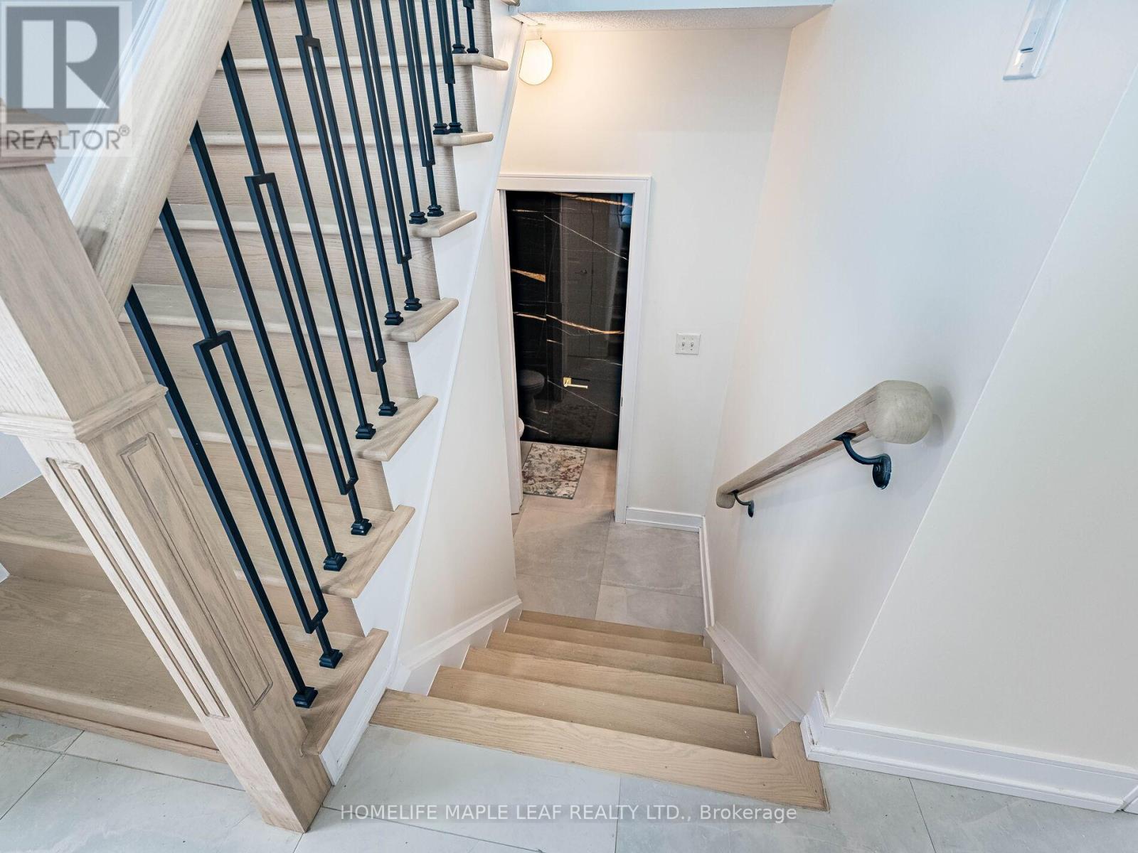 10 Eaglefield Gate, Brampton, Ontario  L7A 3S2 - Photo 15 - W12659126