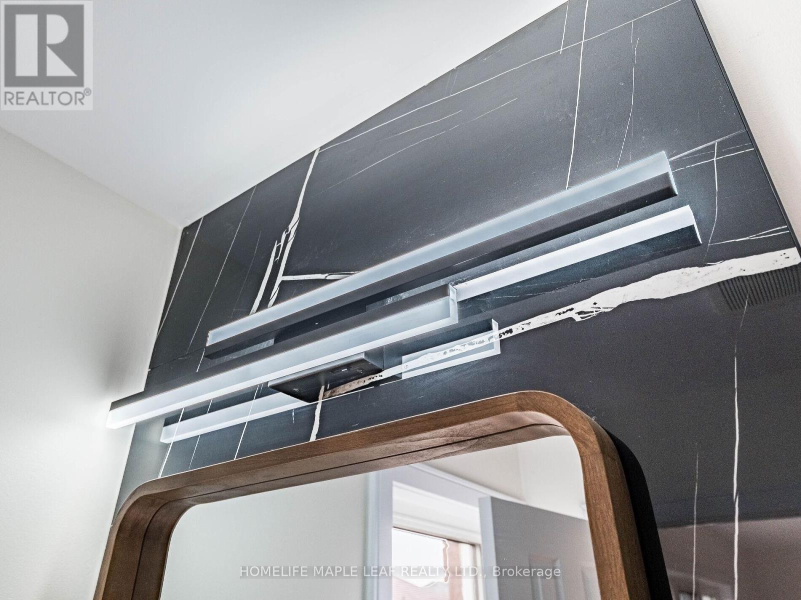 10 Eaglefield Gate, Brampton, Ontario  L7A 3S2 - Photo 37 - W12659126