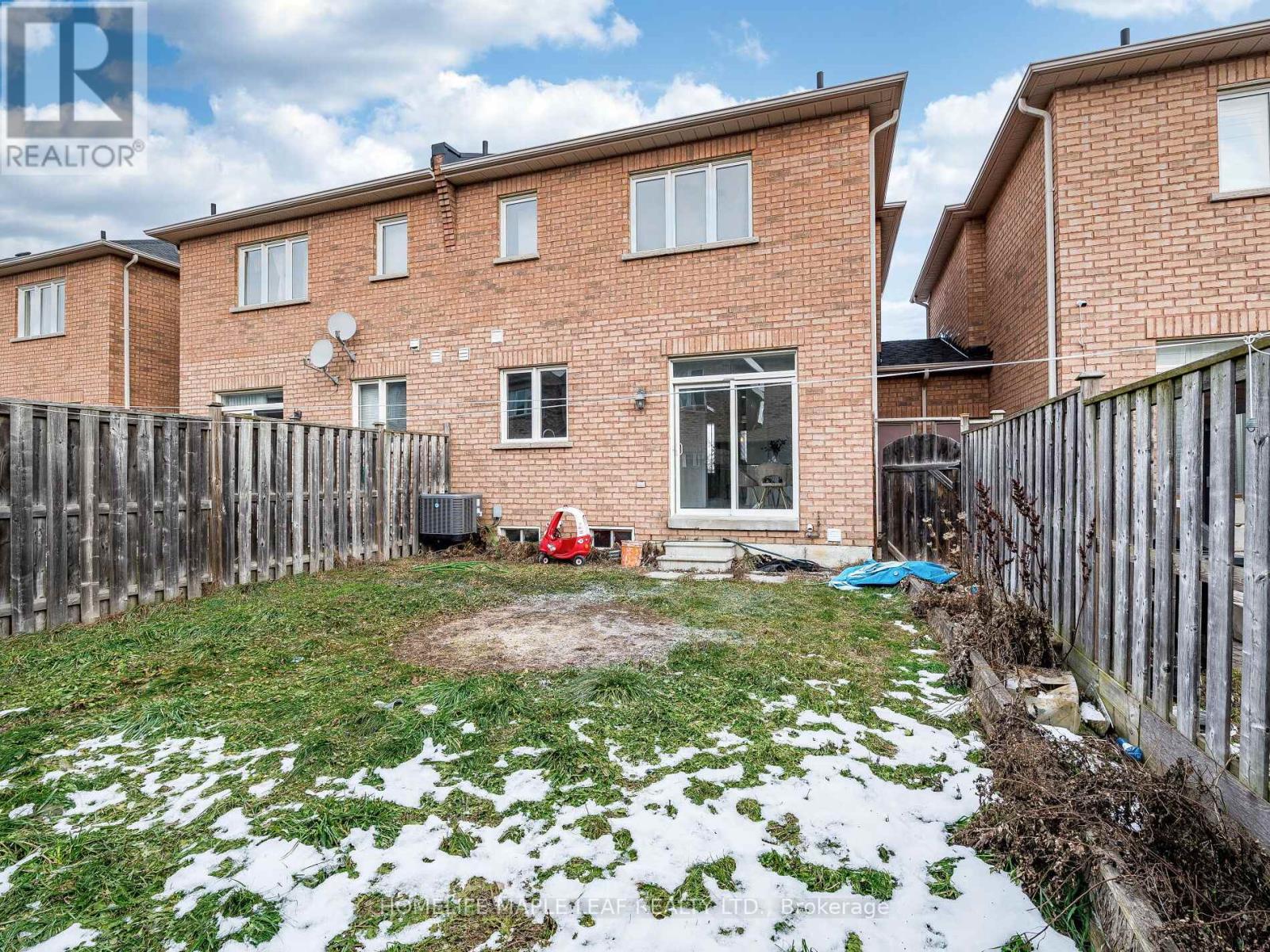 10 Eaglefield Gate, Brampton, Ontario  L7A 3S2 - Photo 45 - W12659126