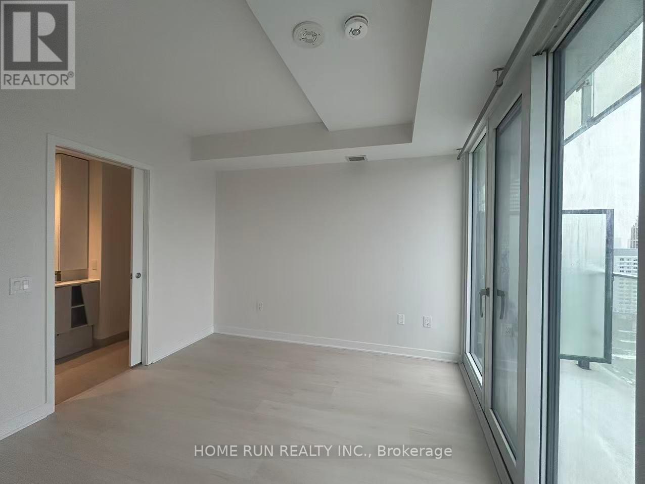 1903 - 3900 Confederation Parkway, Mississauga, Ontario  L5B 0M3 - Photo 12 - W12659162