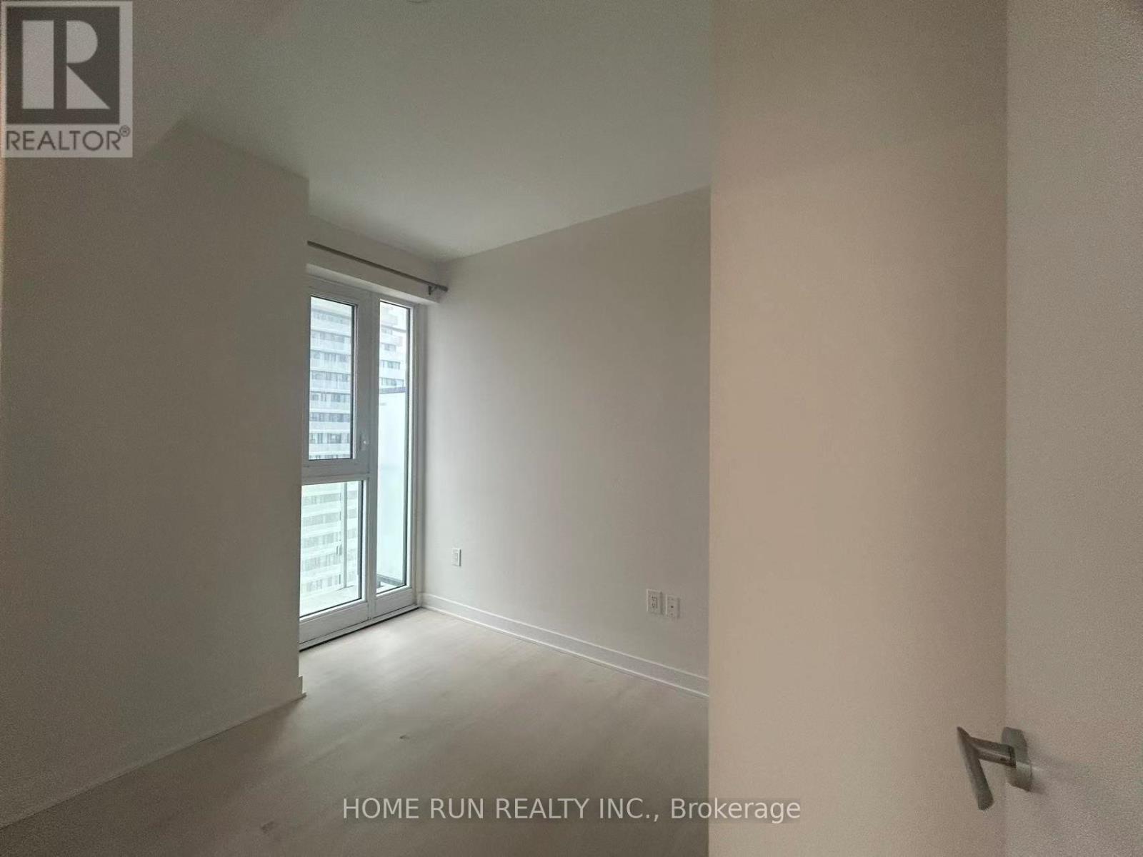 1903 - 3900 Confederation Parkway, Mississauga, Ontario  L5B 0M3 - Photo 9 - W12659162