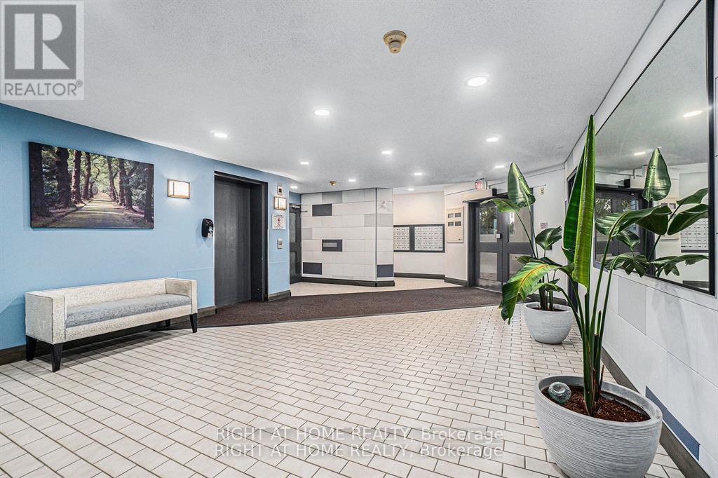 107 - 318 Lorry Greenberg Drive, Ottawa, Ontario  K1T 2R5 - Photo 2 - X12659142